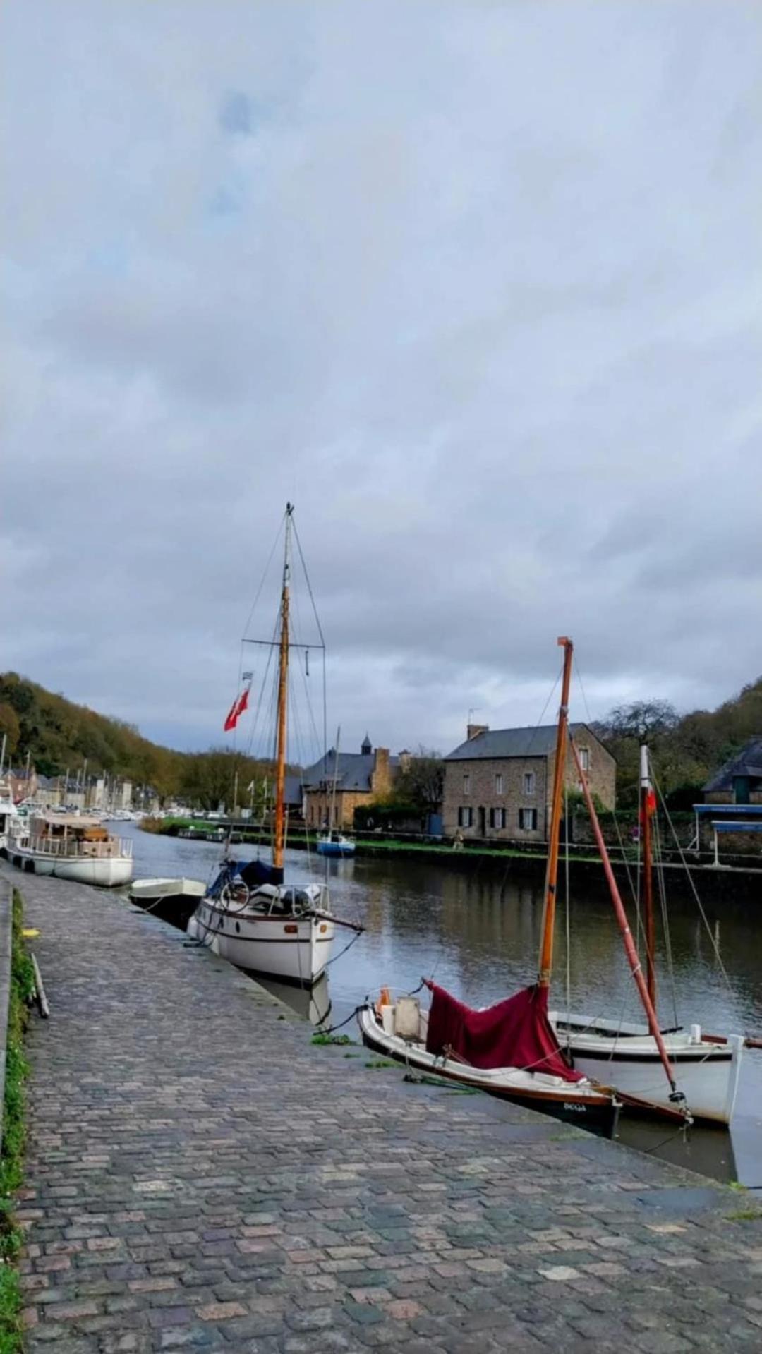 디난 Balade Sur Le Port 아파트 외부 사진